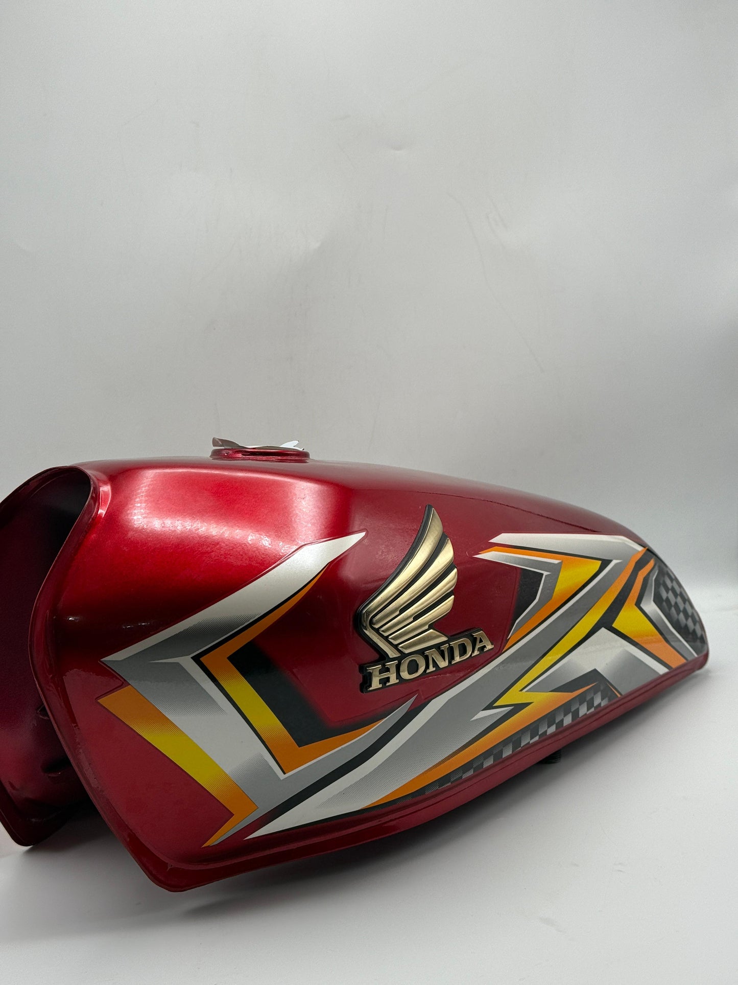 HONDA 125 25 MODEL FUEL TANK